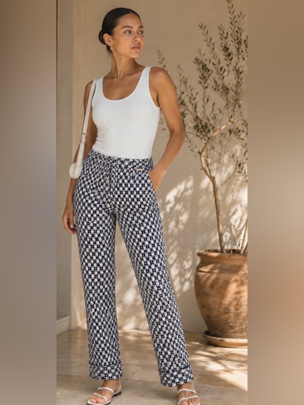 Calvin Klein - Geometric Patterned Pants  (Navy/Gray/White) - stretchy - size 8